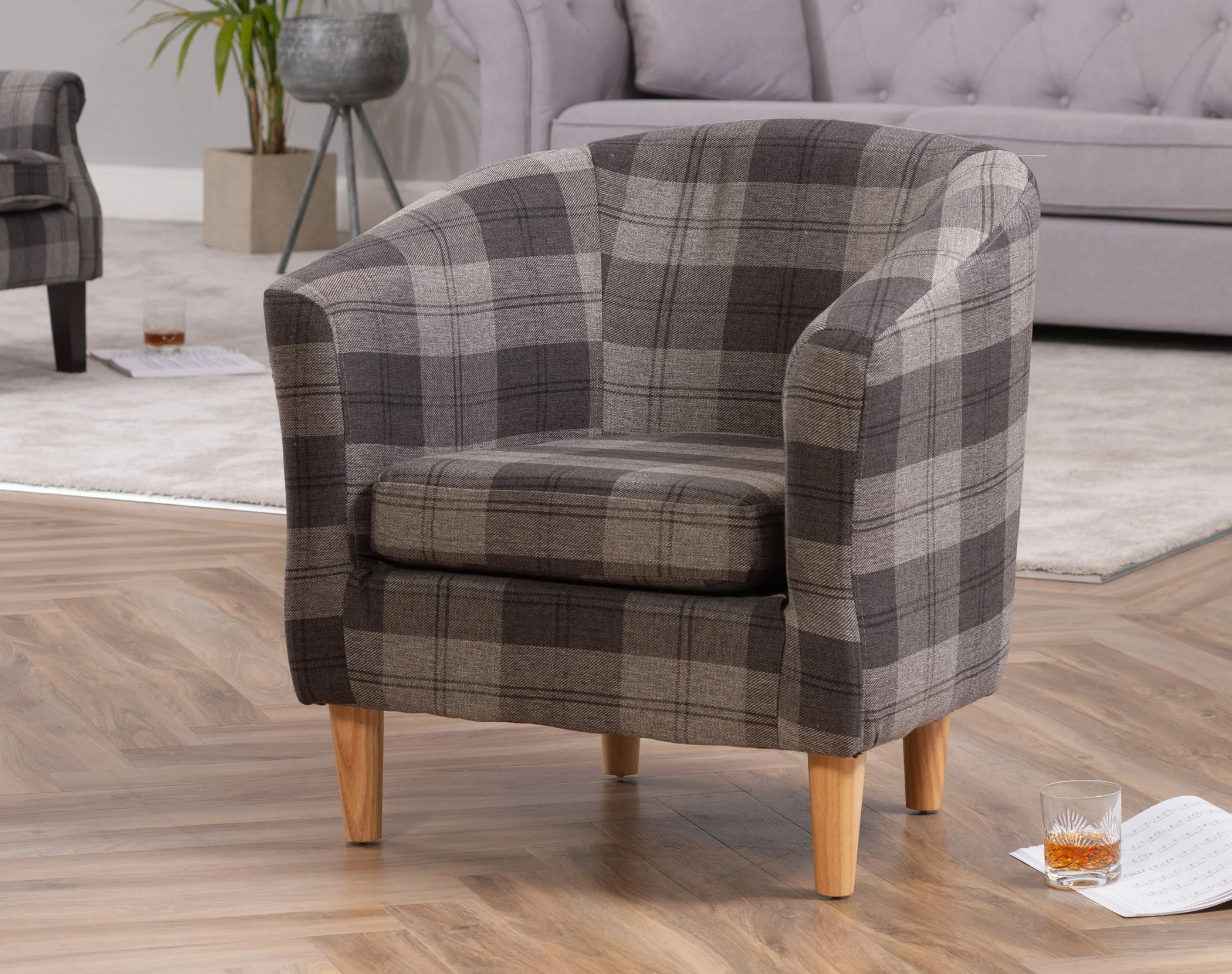 Sandford Tub Chair - Image 2